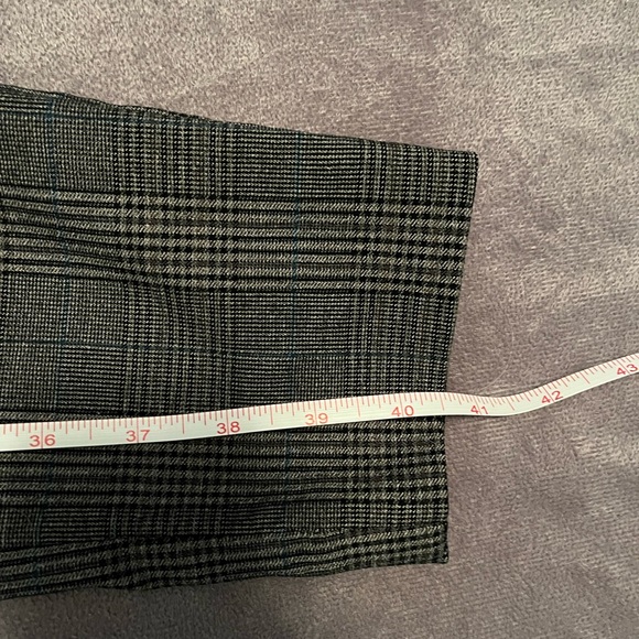 LAST CHANCE 🤍|4 for $20| 🤍Camber&Grace - Plaid leggings - Picture 3 of 7